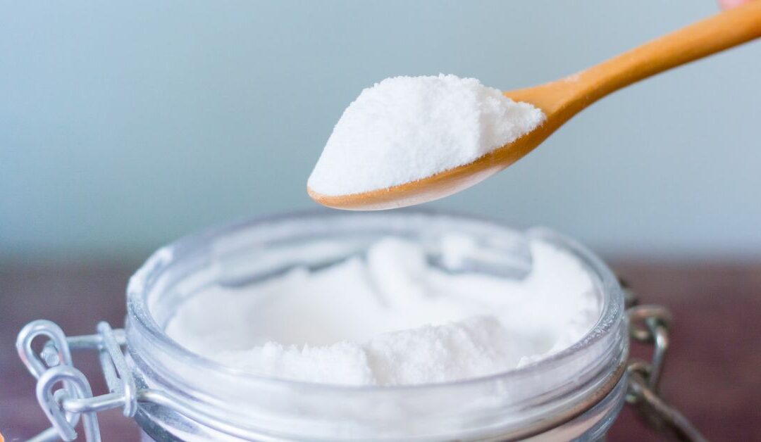 Baking soda for teeth whitening: yes or no?