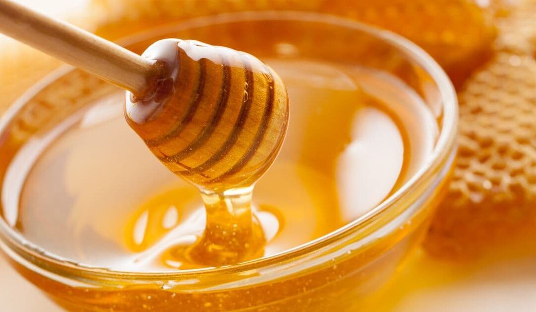 Miele e salute orale: è pericoloso come lo zucchero per i denti?