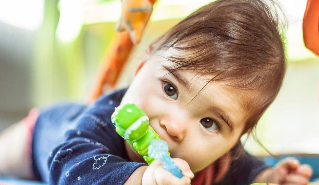 I denti da latte non spuntano: quando bisogna preoccuparsi?