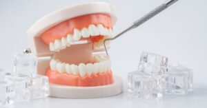 Do-it-yourself dental scaling: here's why not to do it!