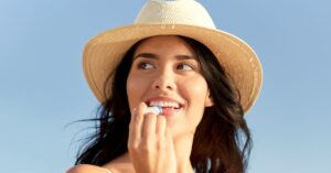 Is the sun harmful to teeth? How to protect our mouth from the sun's rays