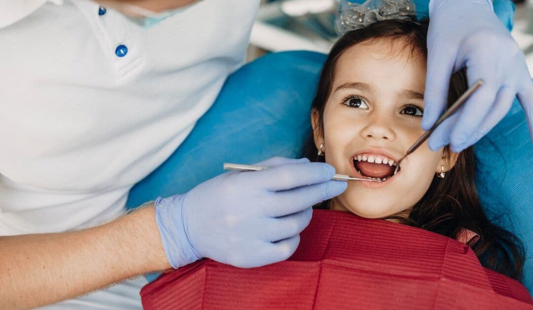 Carie e gengiviti nei bambini: un rischio sottovalutato anche per il cuore