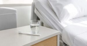 Lavarsi i denti in ospedale riduce le polmoniti: cosa ci dice uno studio australiano